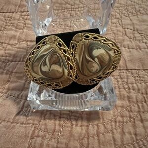 Vintage 1980s BEREBI enamel gold tone pierced earrings